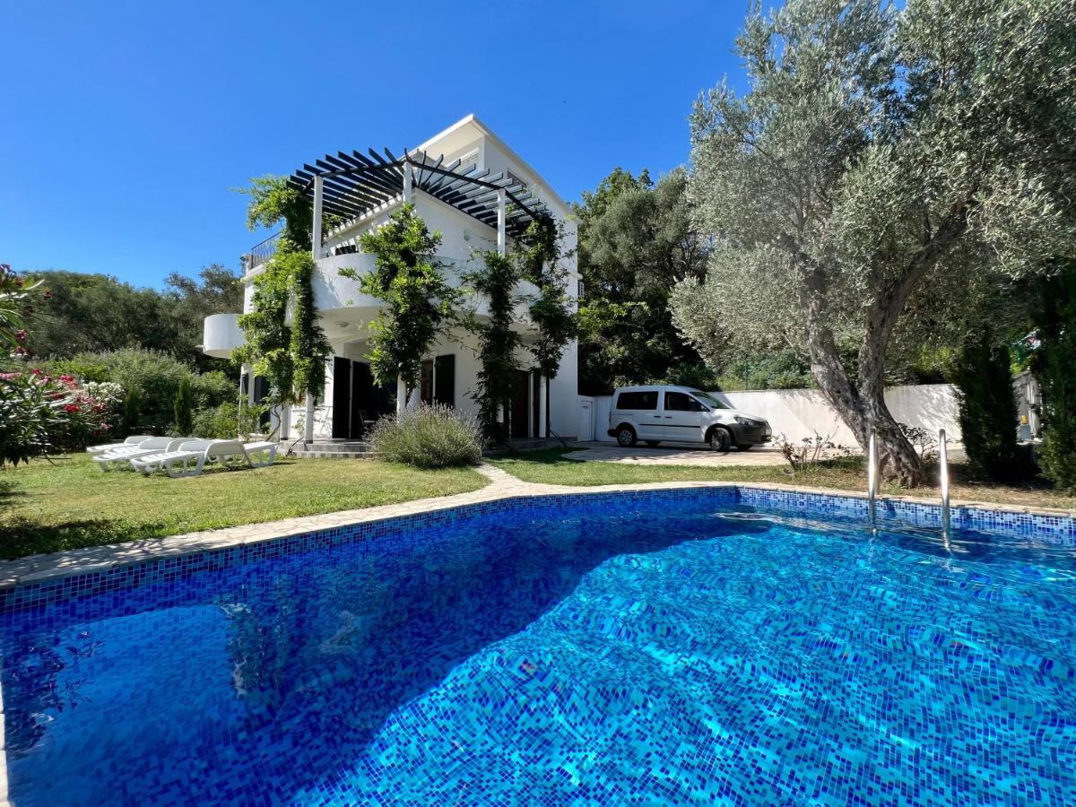 Green Villa In Olives Bar Exterior photo